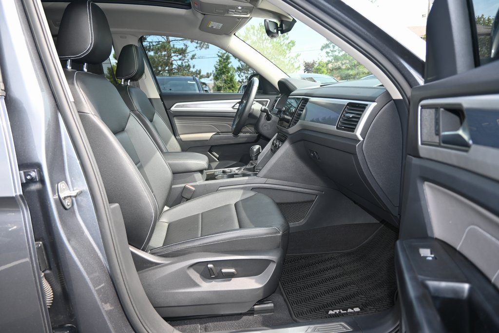 2021 Volkswagen Atlas V6 SEL R-Line photo 11