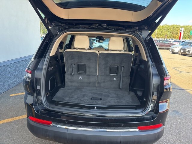 2022 Jeep Grand Cherokee Limited photo 17