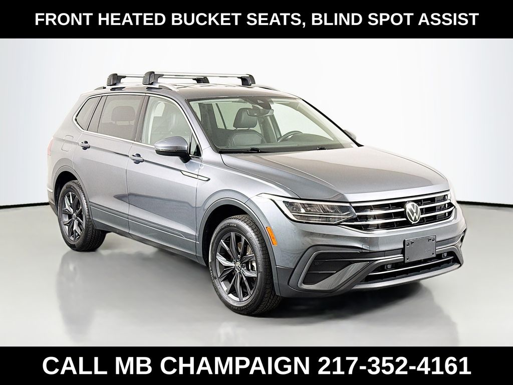 2022 Volkswagen Tiguan SE's photo