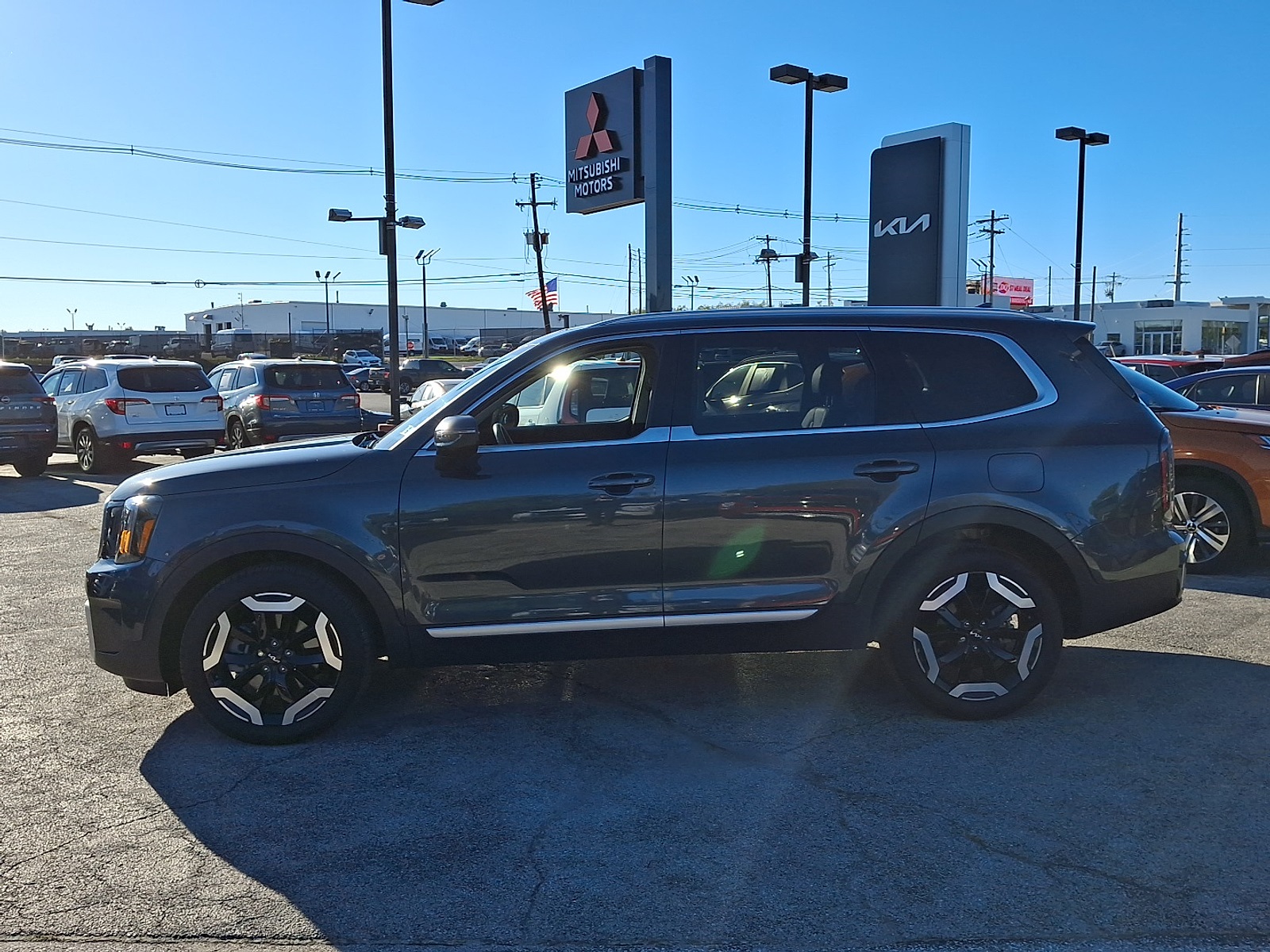 2024 Kia Telluride EX photo 2