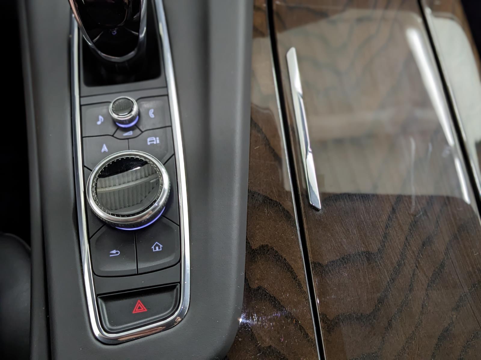 2024 Cadillac Escalade Sport Platinum photo 36