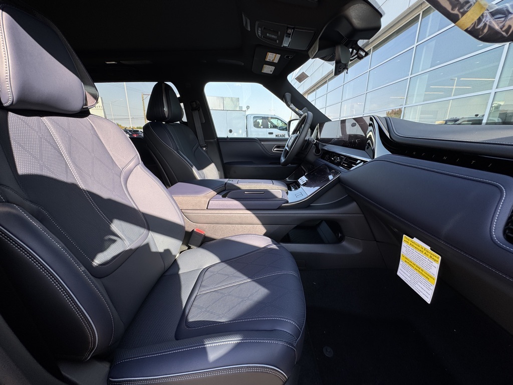 2026 Infiniti QX80 Sensory photo 24