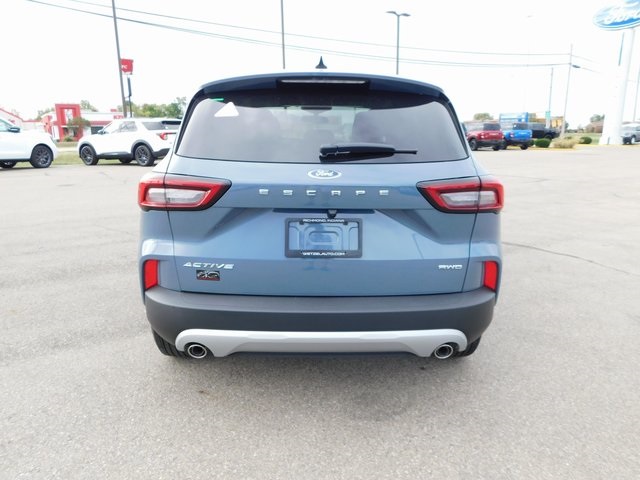 2026 Ford Escape Active photo 2