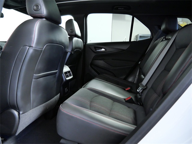 2022 Chevrolet Equinox RS photo 12