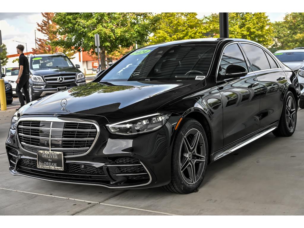 2024 Mercedes Benz S 4MATIC 580 photo 3