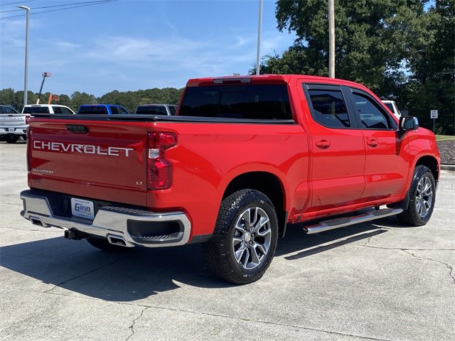 2024 Chevrolet Silverado 1500 LT photo 5