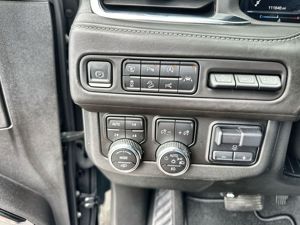 2023 Gmc Yukon XL Denali Ultimate photo 12
