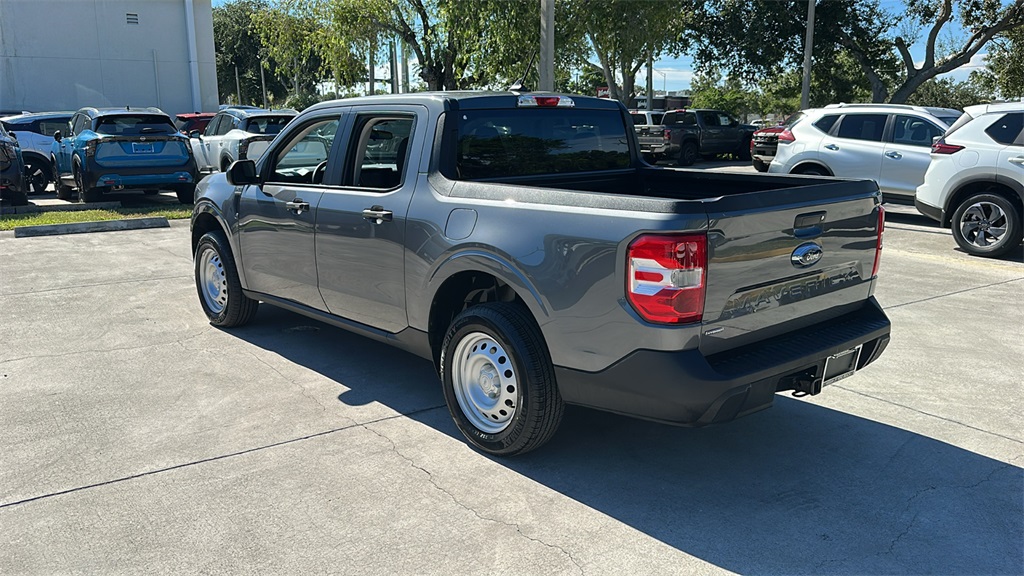 2023 Ford Maverick XL photo 4
