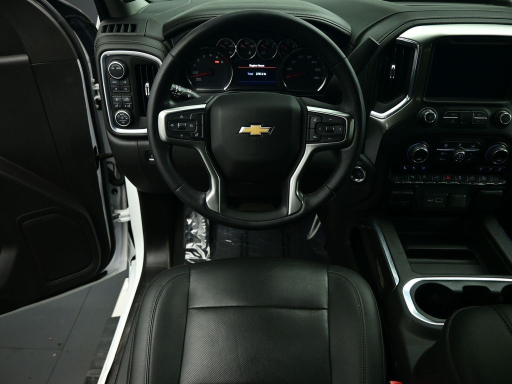 2021 Chevrolet Silverado 1500 LTZ photo 2