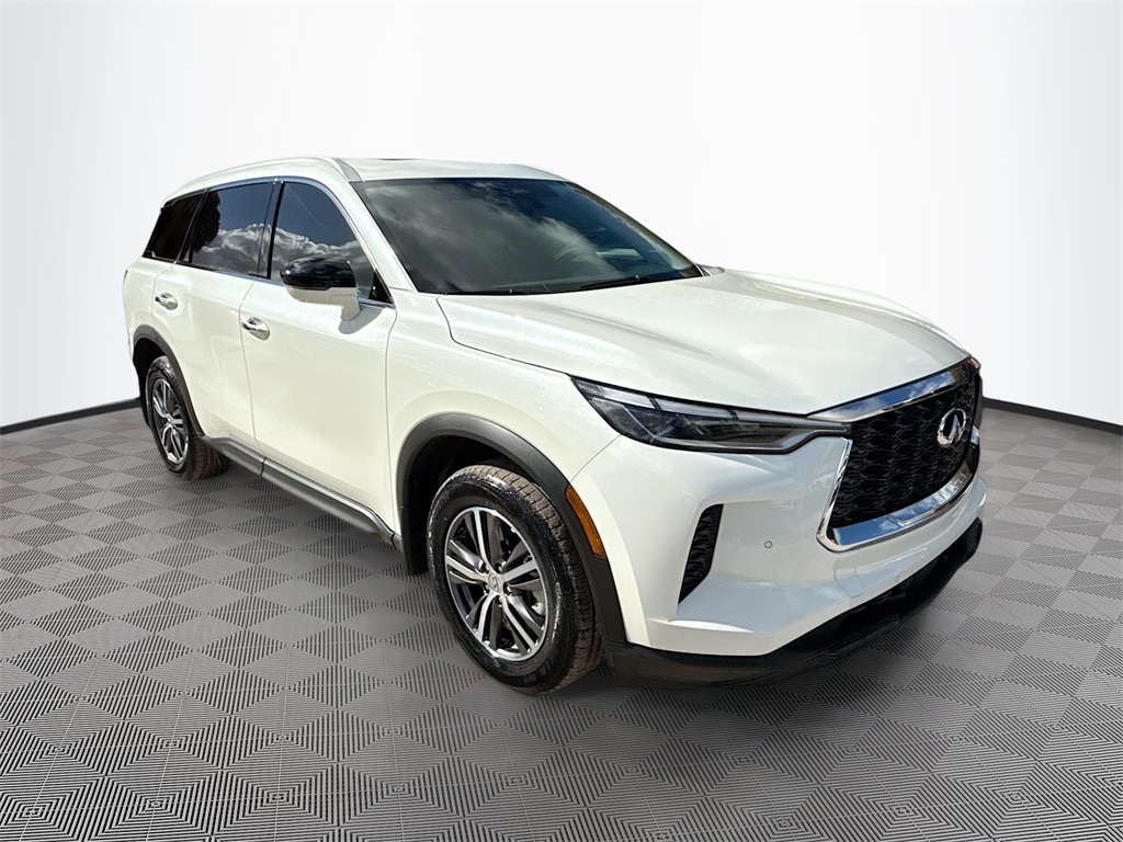 2025 Infiniti QX60 Luxe photo 3