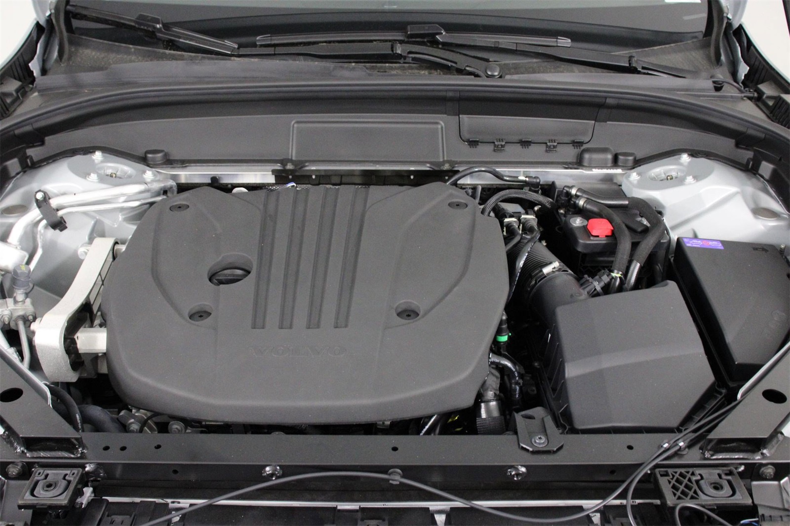2026 Volvo XC60 B5 Plus photo 11