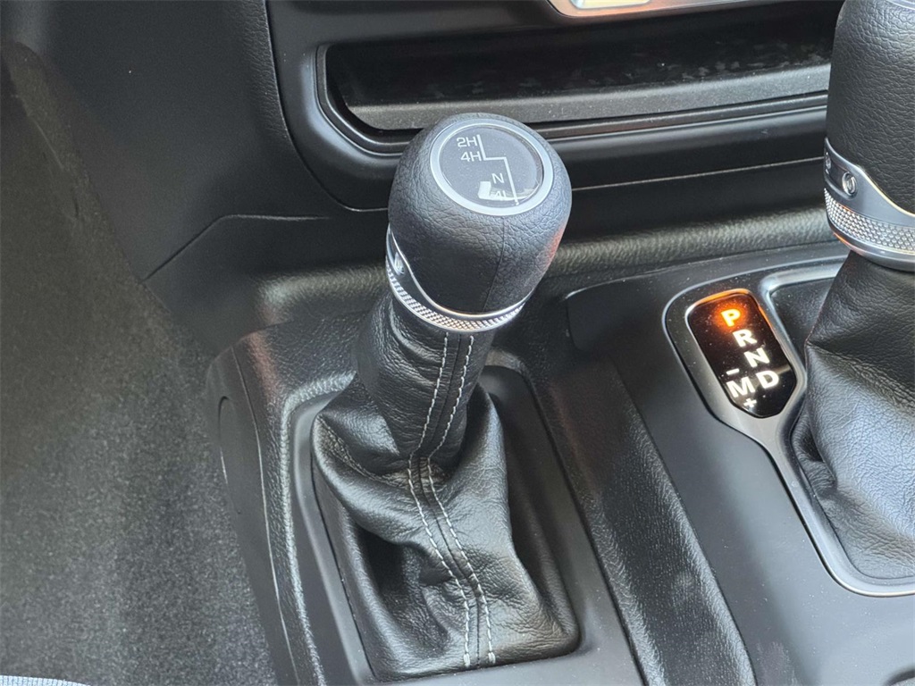 2025 Jeep Wrangler Sport S photo 7