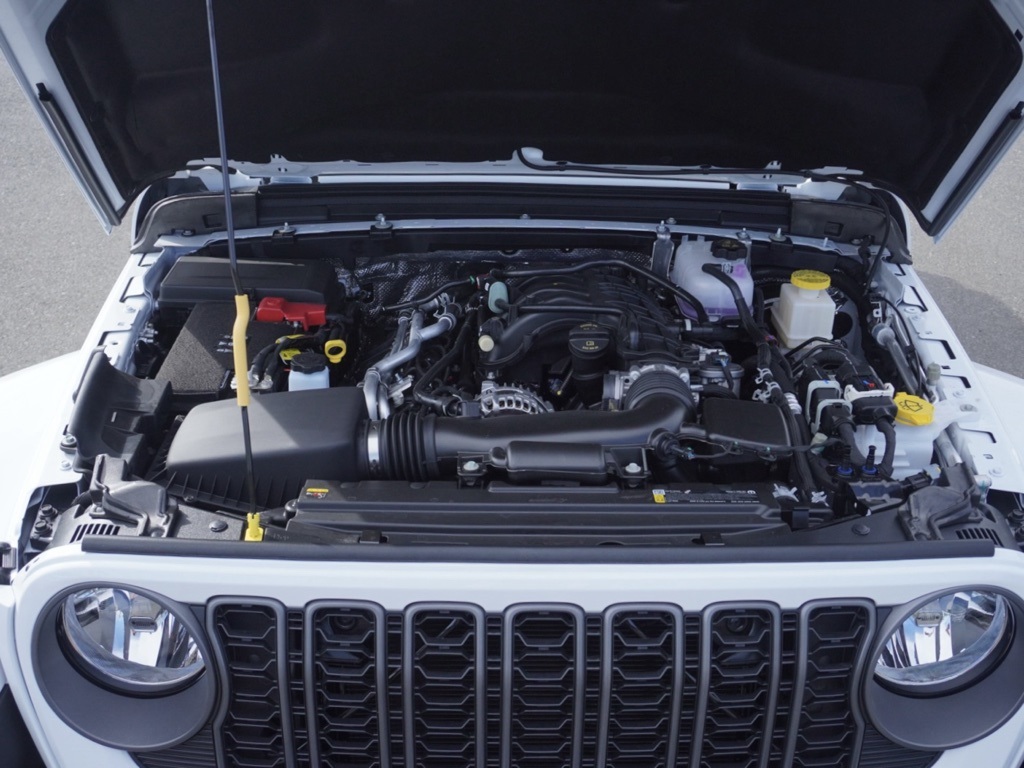 2025 Jeep Gladiator Sport photo 27