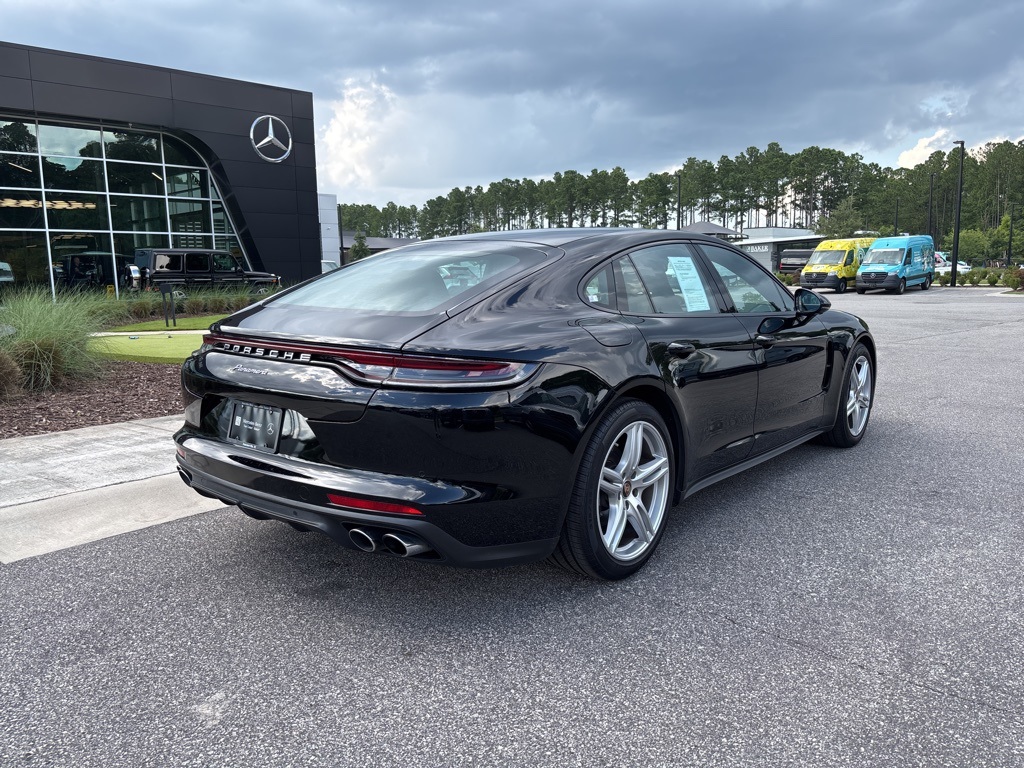 2021 Porsche Panamera 4 photo 3