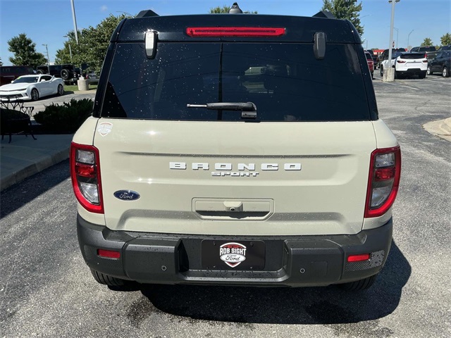 2025 Ford Bronco Sport Outer Banks photo 4