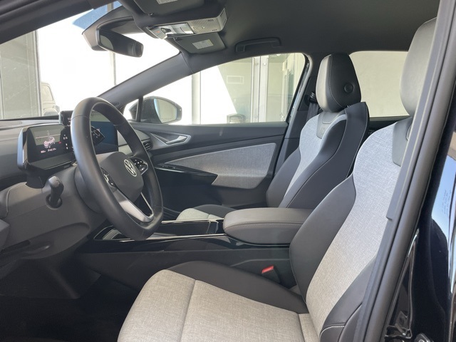 2024 Volkswagen ID.4 Standard photo 4