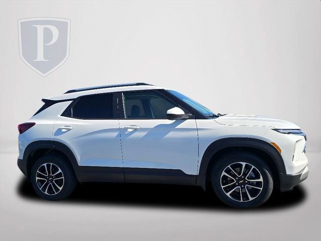 2026 Chevrolet Trailblazer LT photo 3