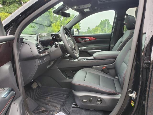 2026 Chevrolet Traverse Z71 photo 8
