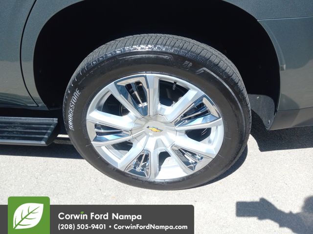 Used 2023 Green Chevrolet High Country image 36