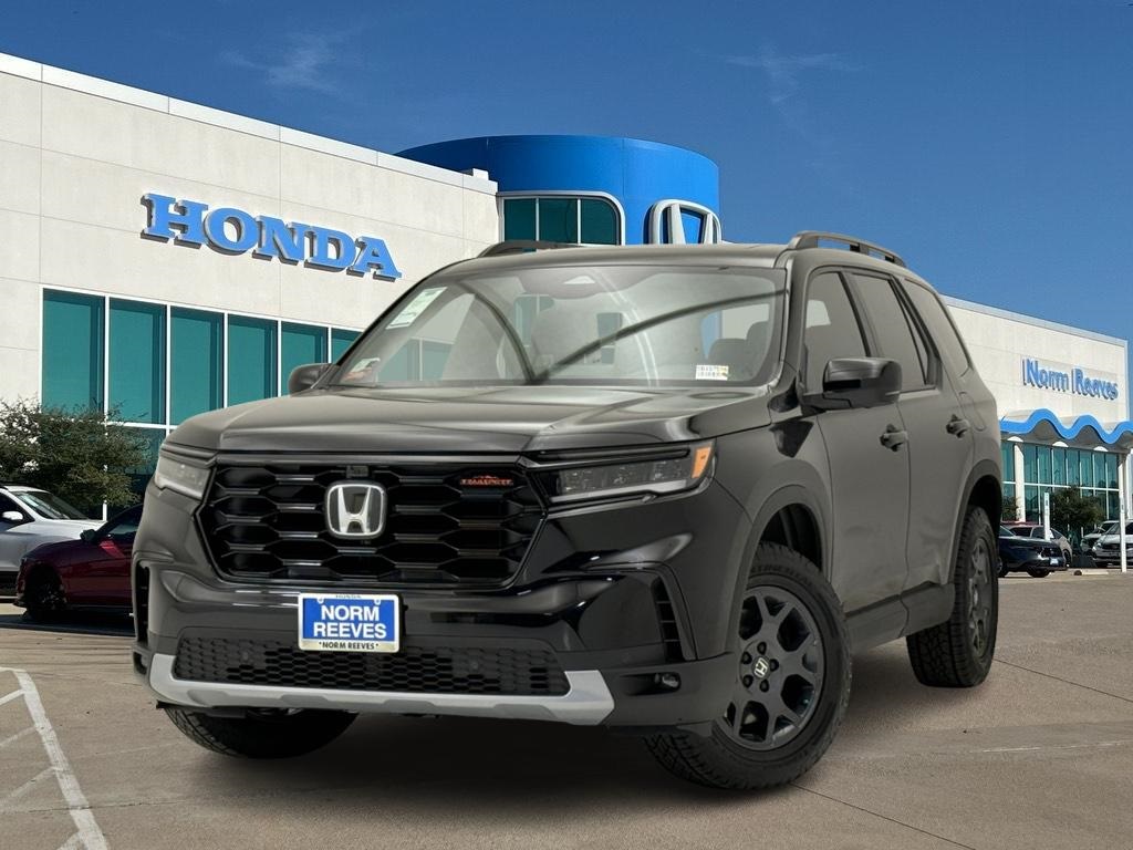 2025 Honda Pilot TrailSport's photo