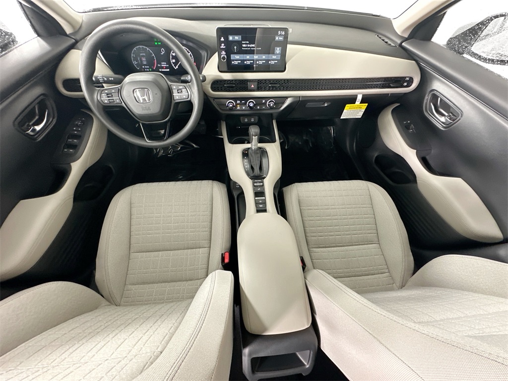 2026 Honda HR-V LX photo 27