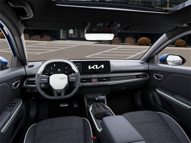 2025 Kia K4 GT-Line photo 12