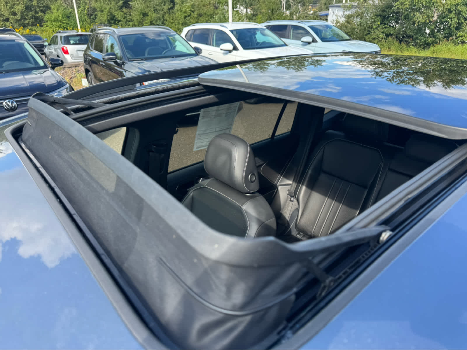 2023 Volkswagen Tiguan SE R-Line Black photo 27