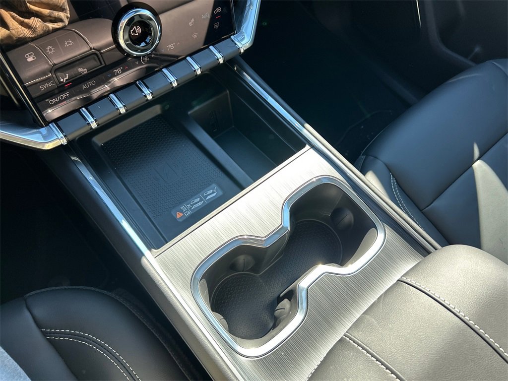 2026 GMC ACADIA - Image 23