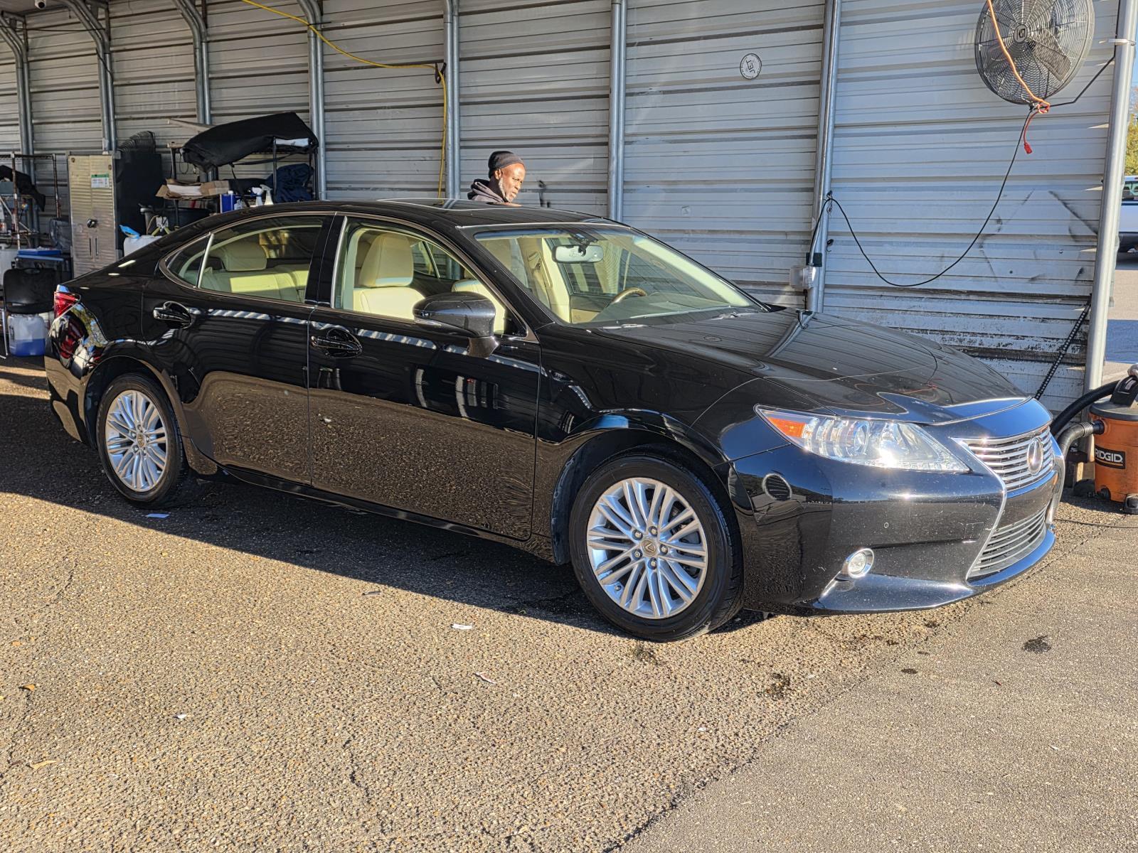 2014 Lexus ES 350's photo