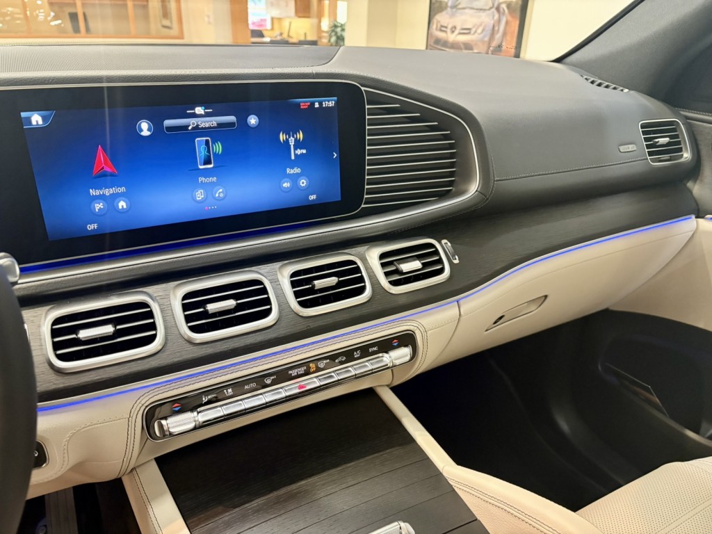 2026 Mercedes Benz GLE 450 4MATIC photo 14