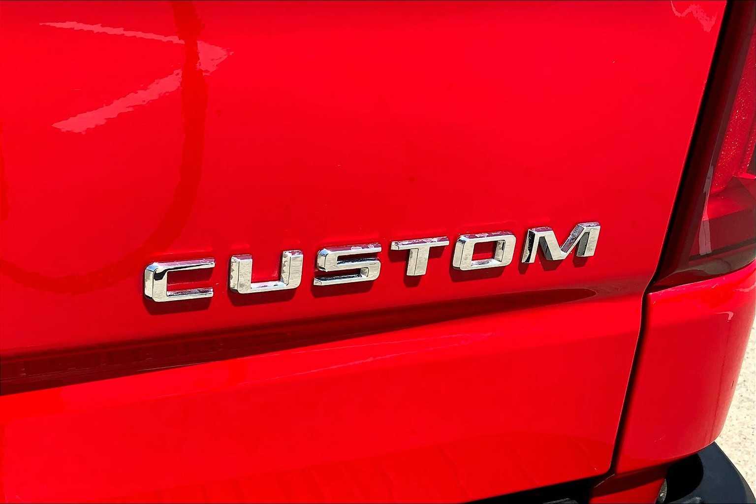 2019 Chevrolet Silverado 1500 Custom Trail Boss photo 9
