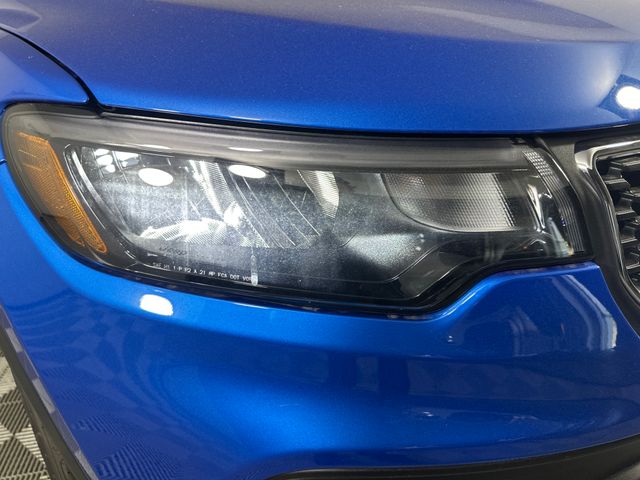 2025 Jeep Compass Latitude photo 4