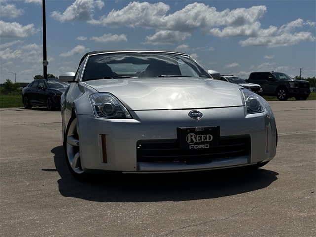 Used 2008 Nissan 350Z Roadster Touring with VIN JN1BZ36A98M852399 for sale in Kansas City
