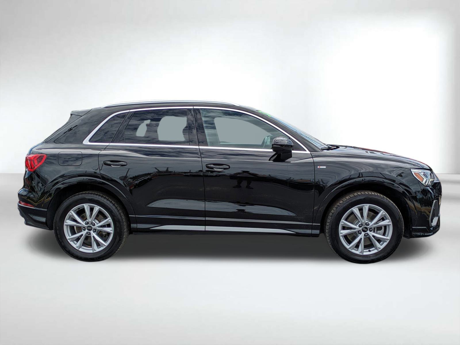 2024 Audi Q3 Premium S line photo 3