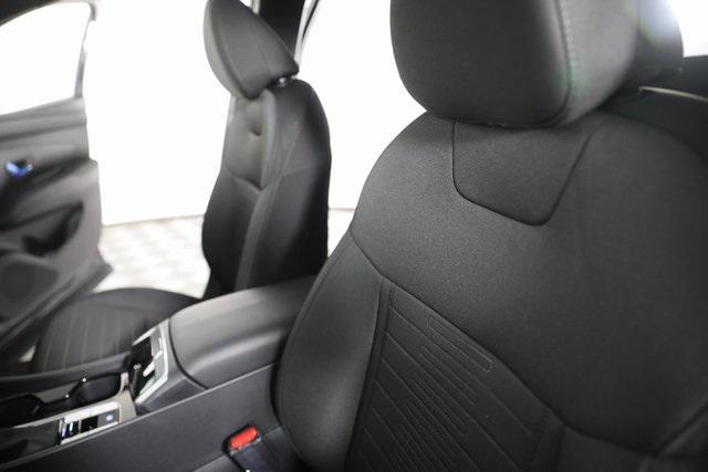 2026 Hyundai Santa Cruz SE photo 15