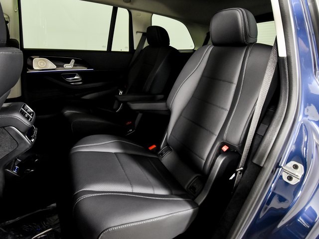 2026 Mercedes Benz GLS 450 4MATIC photo 35
