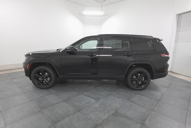 2025 Jeep Grand Cherokee Limited photo 4