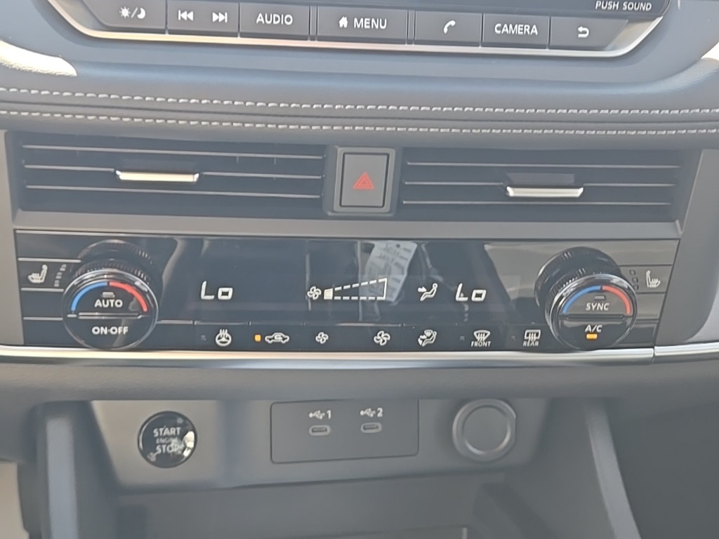 2026 Nissan Rogue SV photo 15