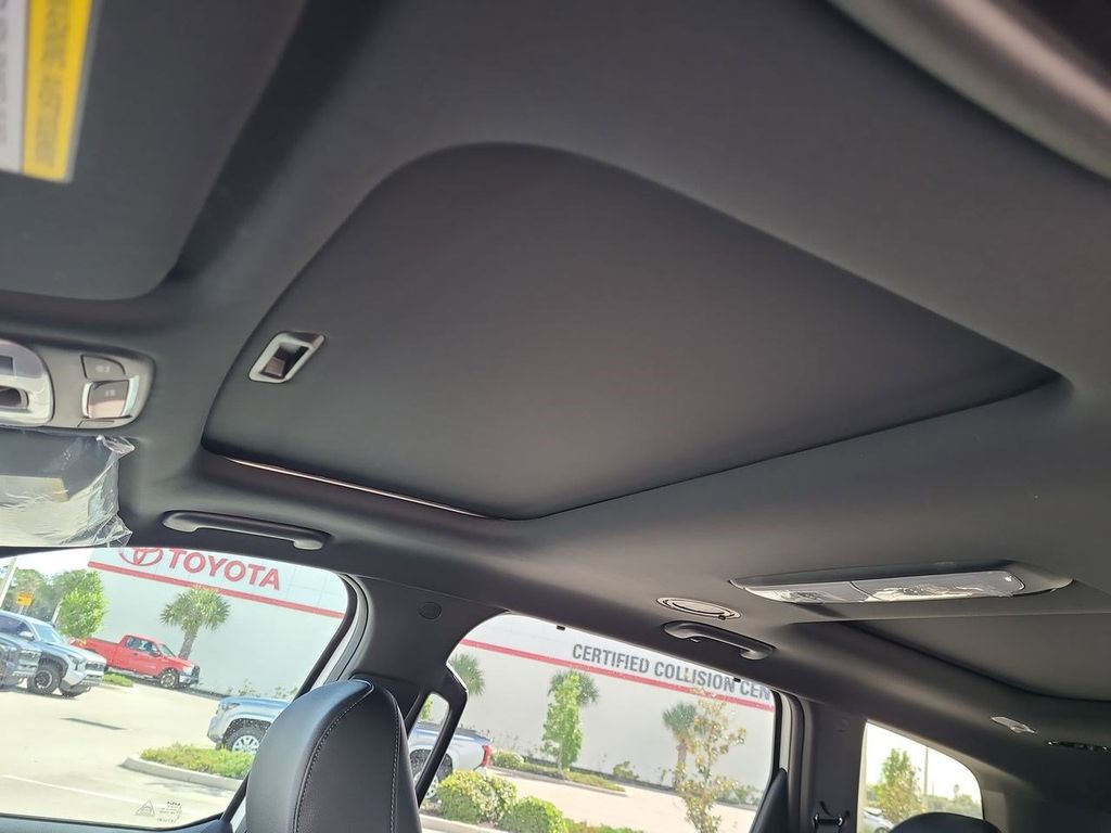2025 Kia Telluride SX X-Line photo 19