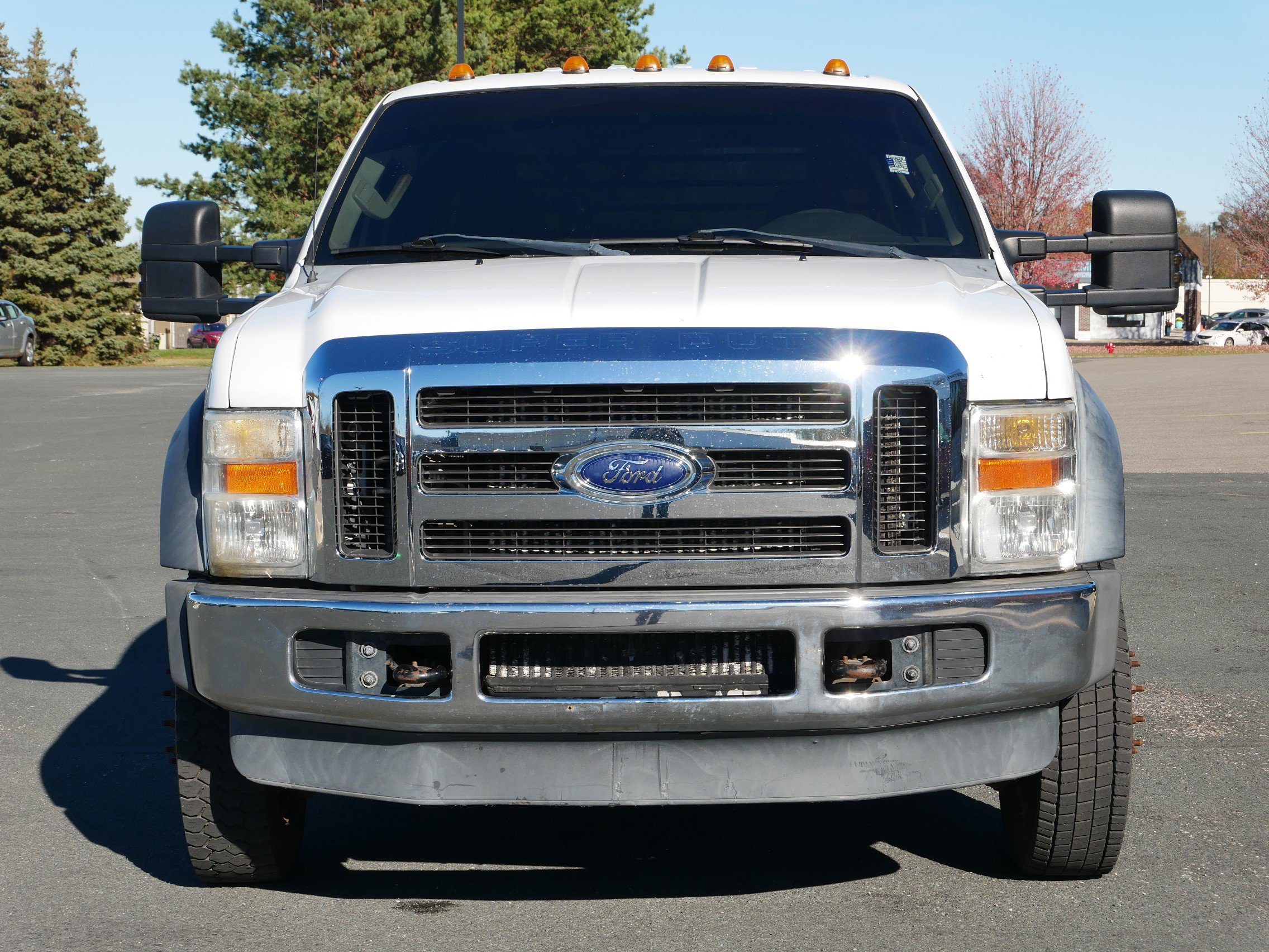 2009 Ford F-550 photo 3