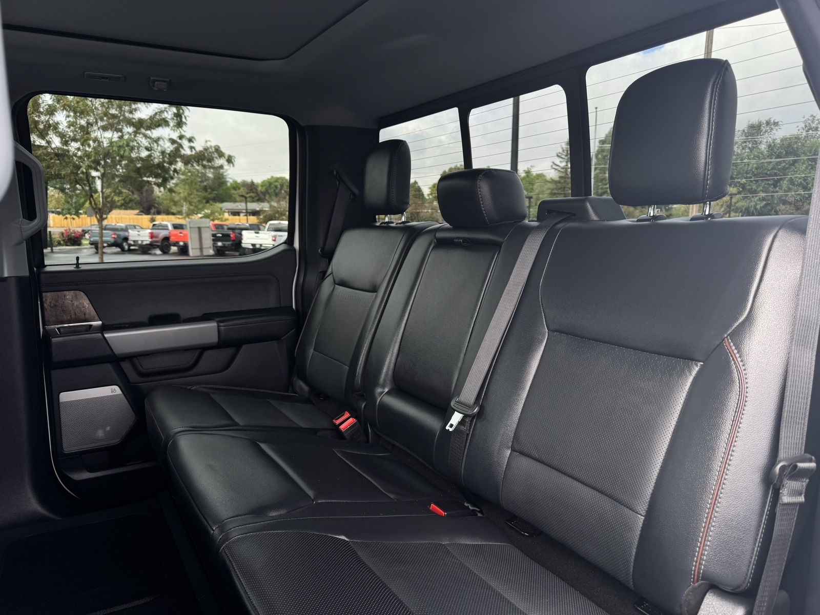 2024 Ford F-350 photo 25