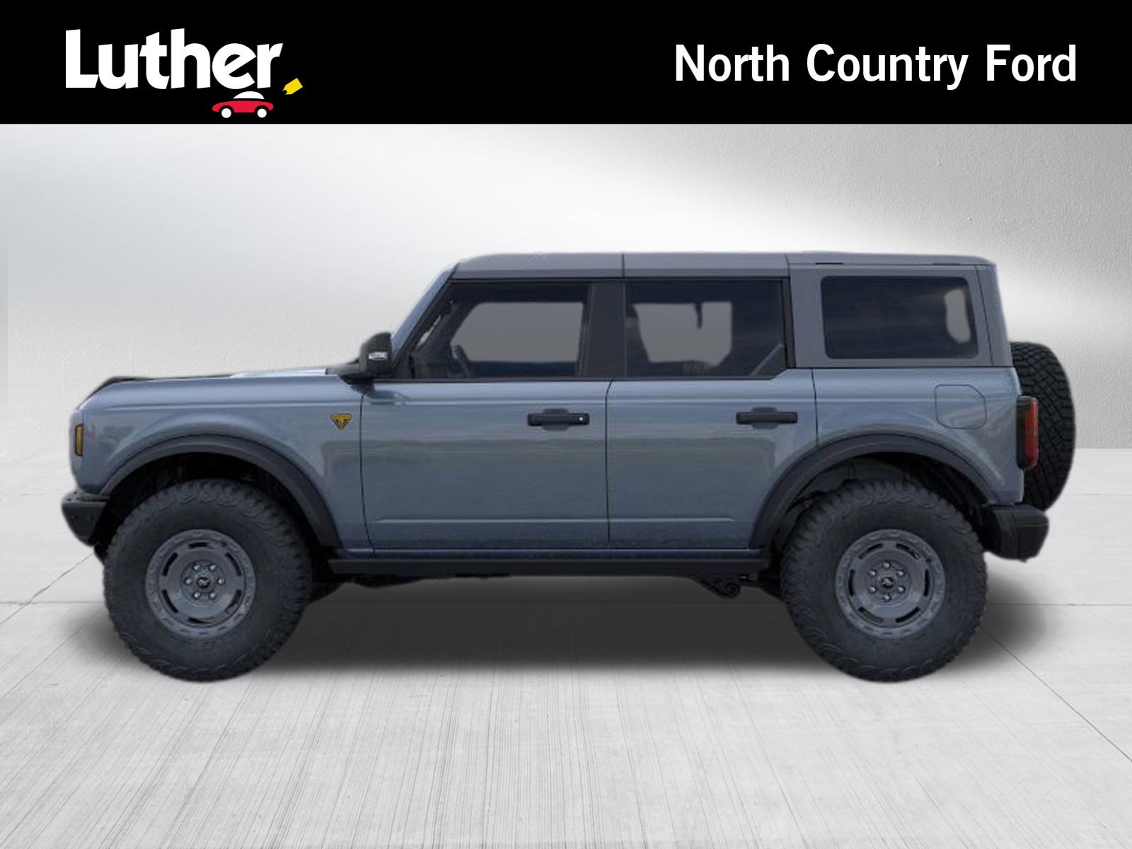 2025 Ford Bronco Badlands photo 3