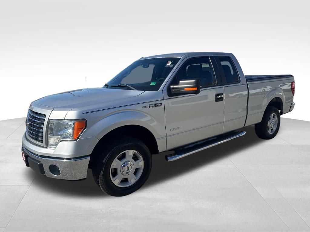 2011 Ford F-150 XLT photo 2