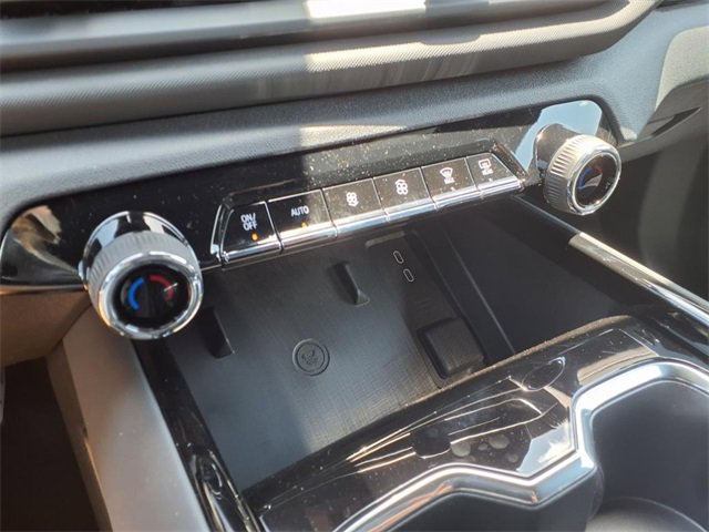 2025 Chevrolet Silverado EV LT photo 17