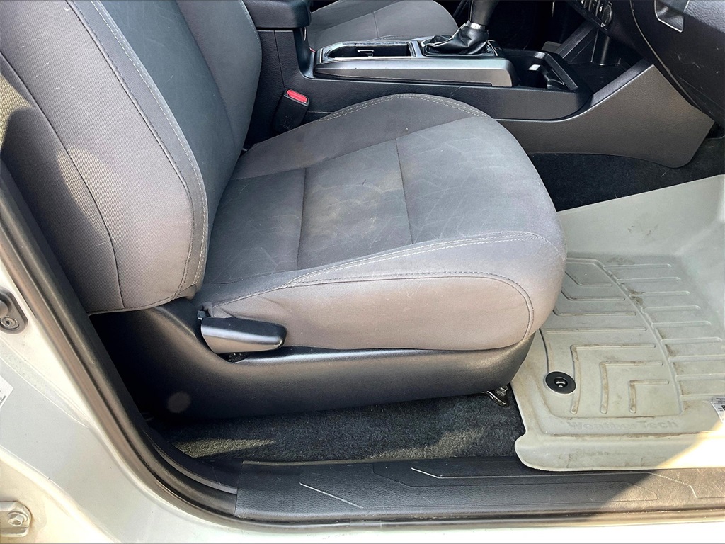 2019 Toyota Tacoma TRD Off-Road photo 30