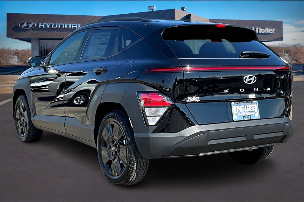 2026 Hyundai Kona SEL photo 2