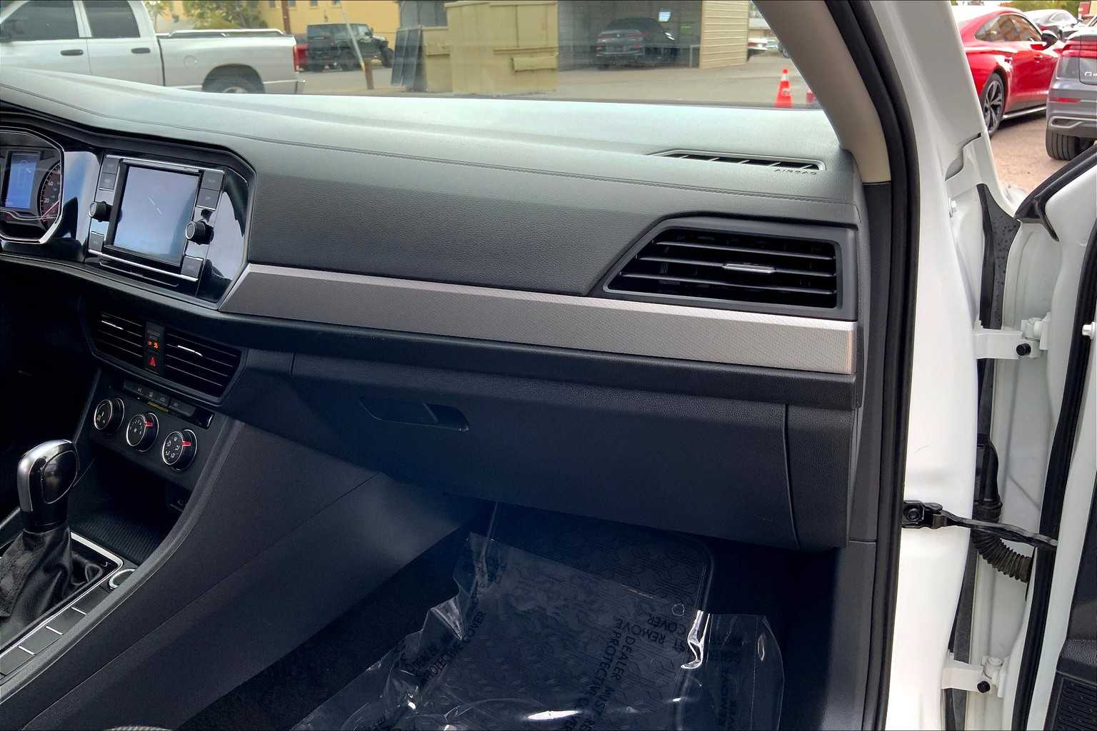 2021 Volkswagen Jetta S photo 13