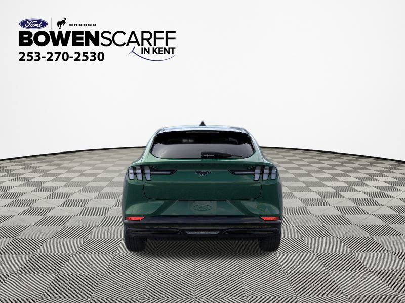 2025 Ford Mustang Mach-E Premium photo 5