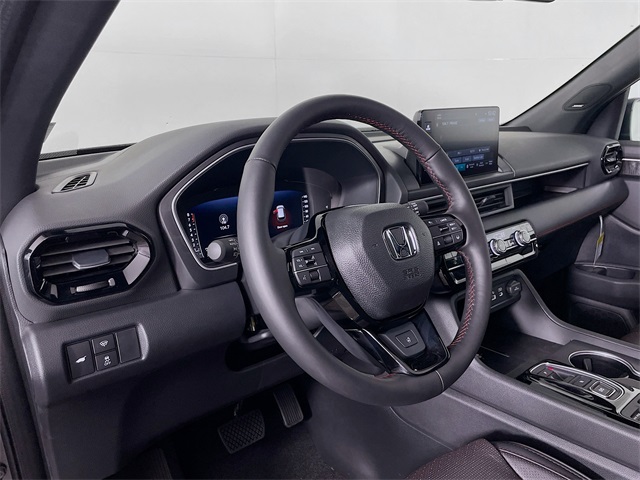 2025 Honda Pilot Black Edition photo 8