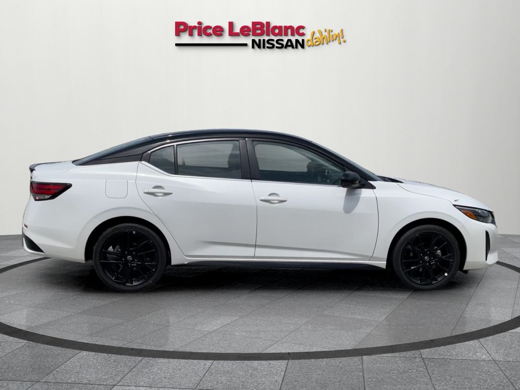 2025 Nissan Sentra SR Midnight Edition photo 7